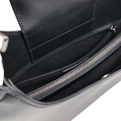 Salvatore Ferragamo Gancini Shoulder bag Black Vintage c3yye7