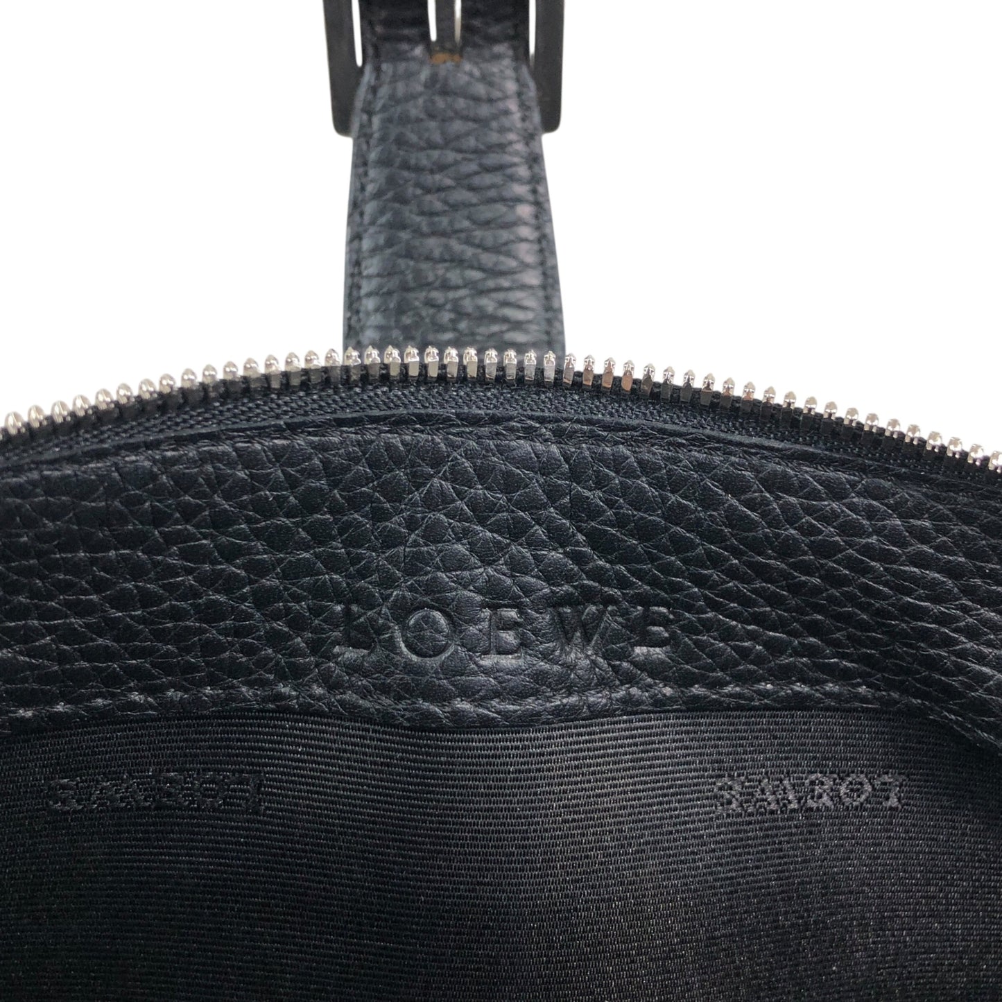 LOEWE Logo Embossed Handbag Black Vintage nk5fxc