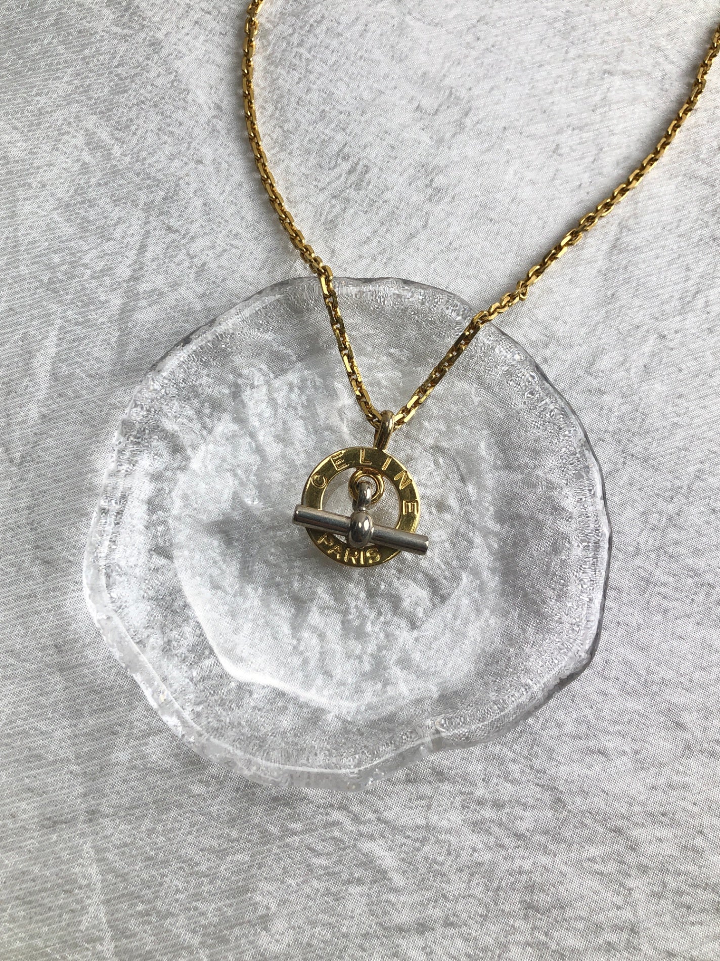 CELINE Toggle Clasp Necklace Gold Vintage b7y8ap