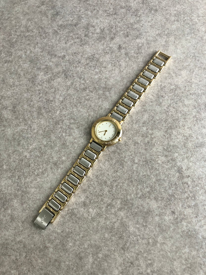 Yves Saint Laurent YSL Logo Quartz Watch Gold 2200-229789 Y Vintage kyi7bd