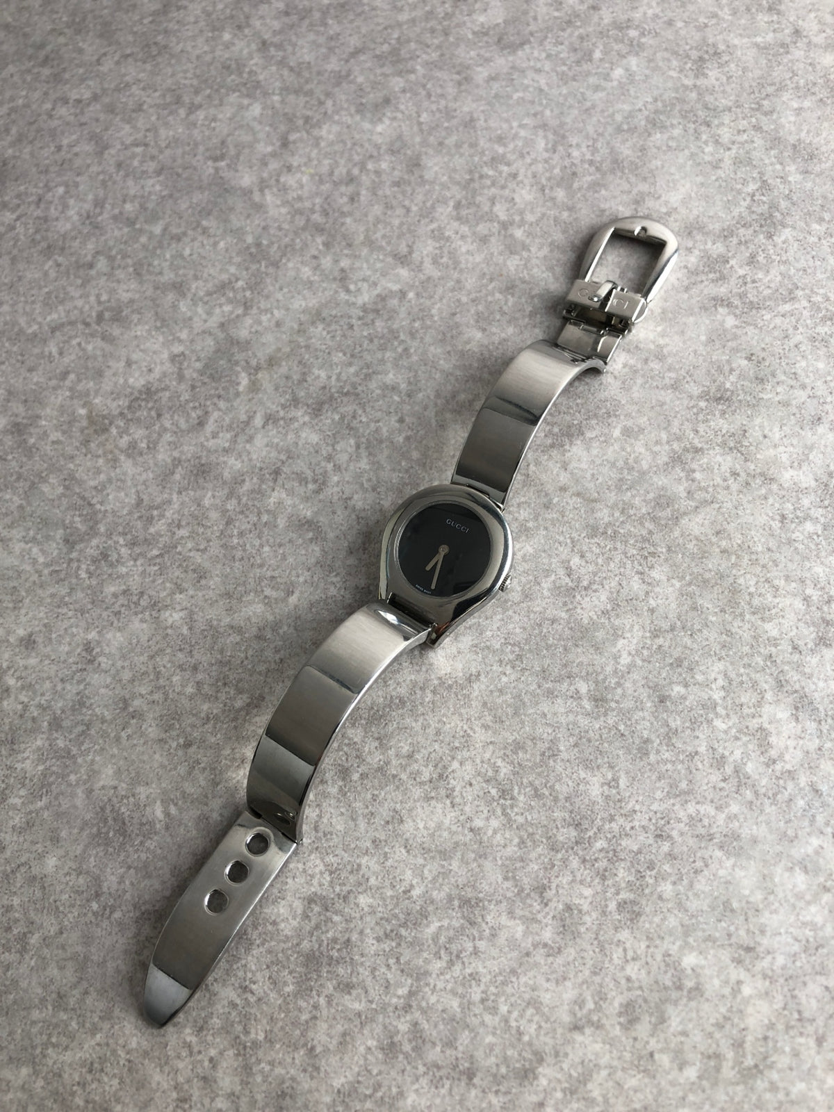 GUCCI Logo Quartz Watch Silver 6700L Vintage 7uaka3