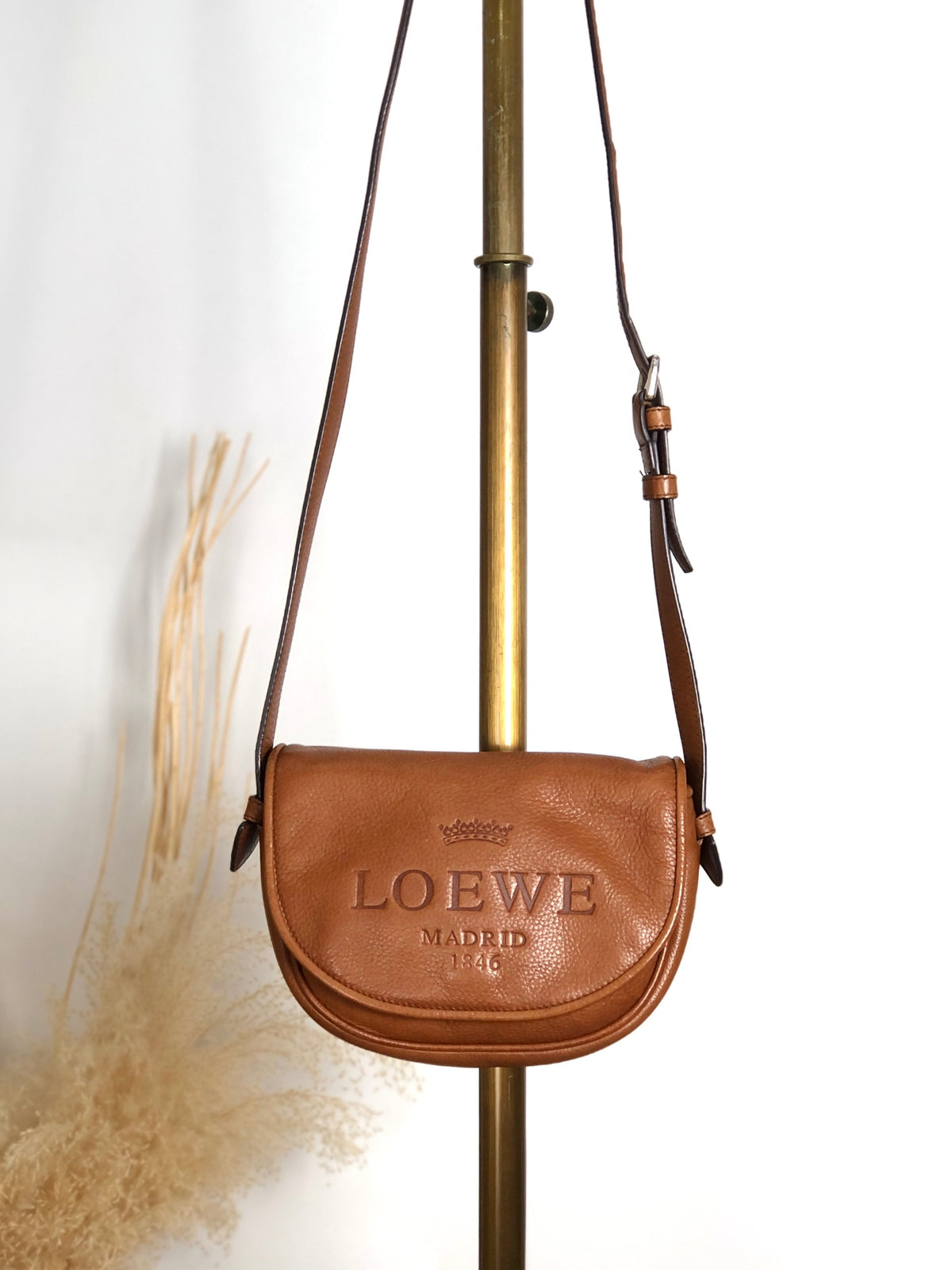 LOEWE Logo Embossed Shoulder bag Brown Vintage 6n4xku
