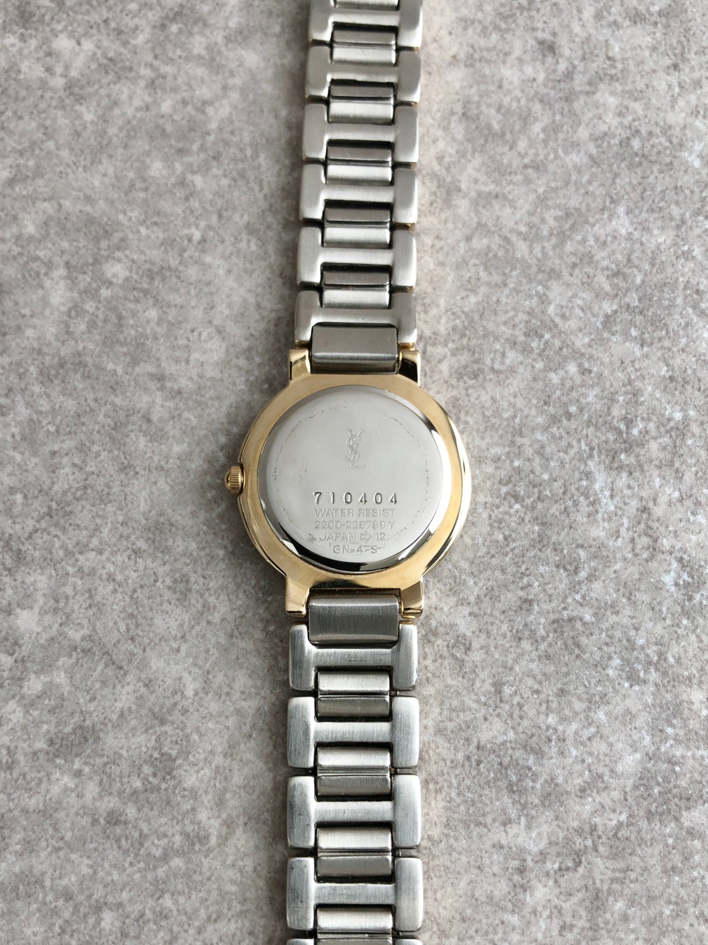 Yves Saint Laurent YSL Logo Watch Gold 2200-229789Y Vintage xyyehf