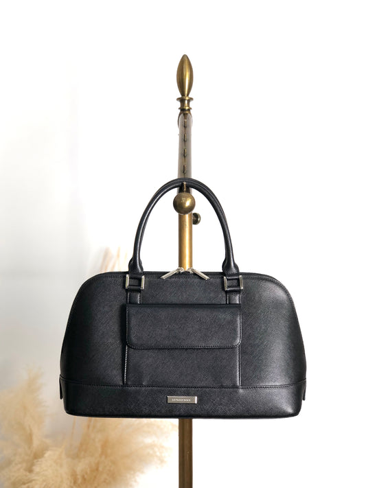 BURBERRY Logo Handbag Black Vintage w8bdiy
