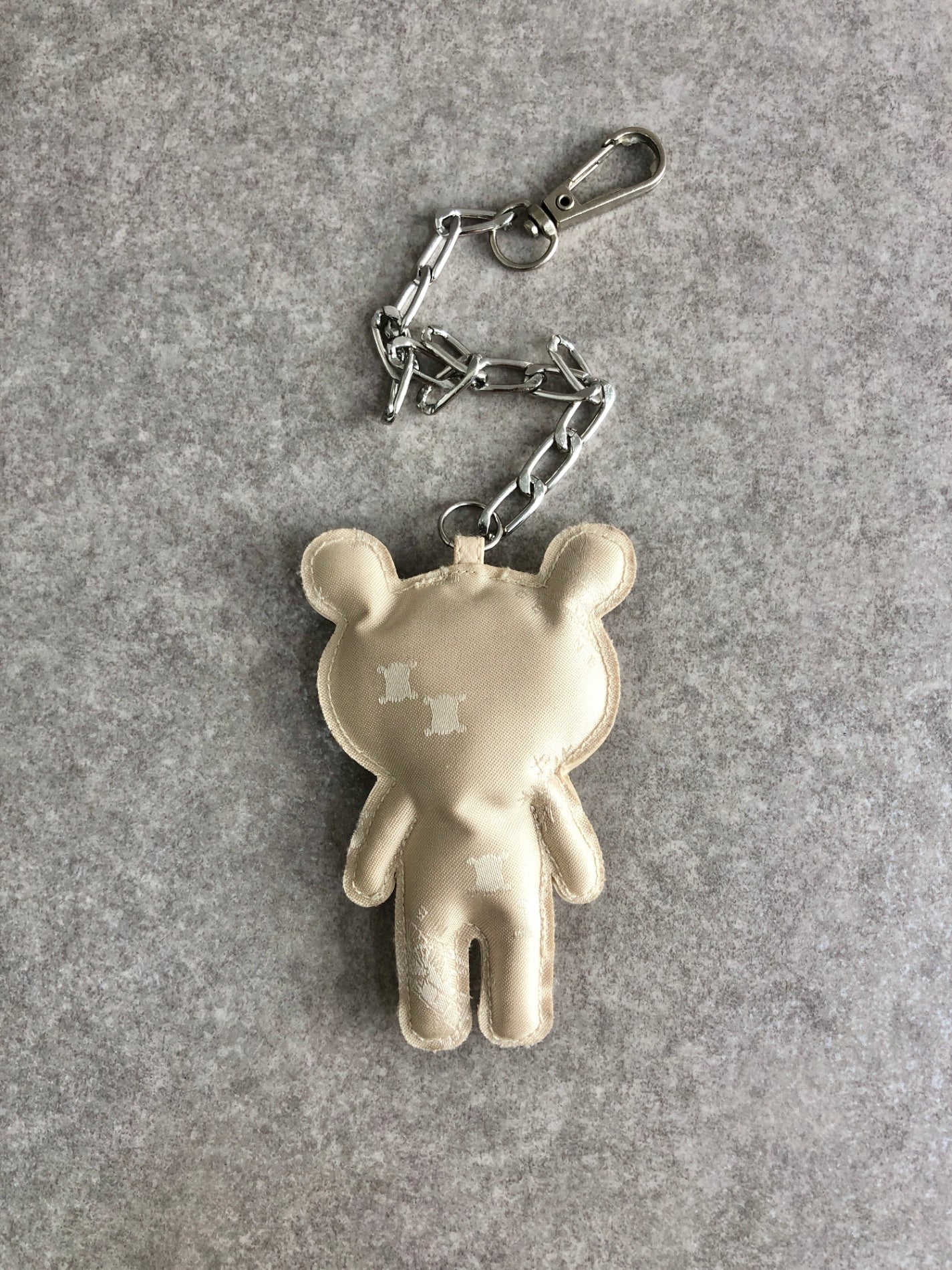 CELINE Blason Bear Motif Charm White Vintage 873dgx
