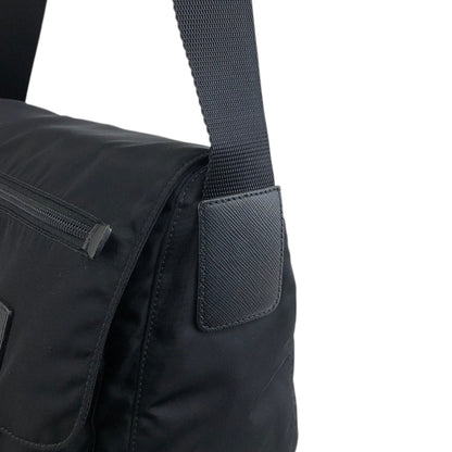 PRADA Triangle Logo Shoulder bag Black Vintage c3szxv