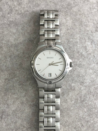 GUCCI Logo Quartz Watch Silver 9040M Vintage 5jb7um