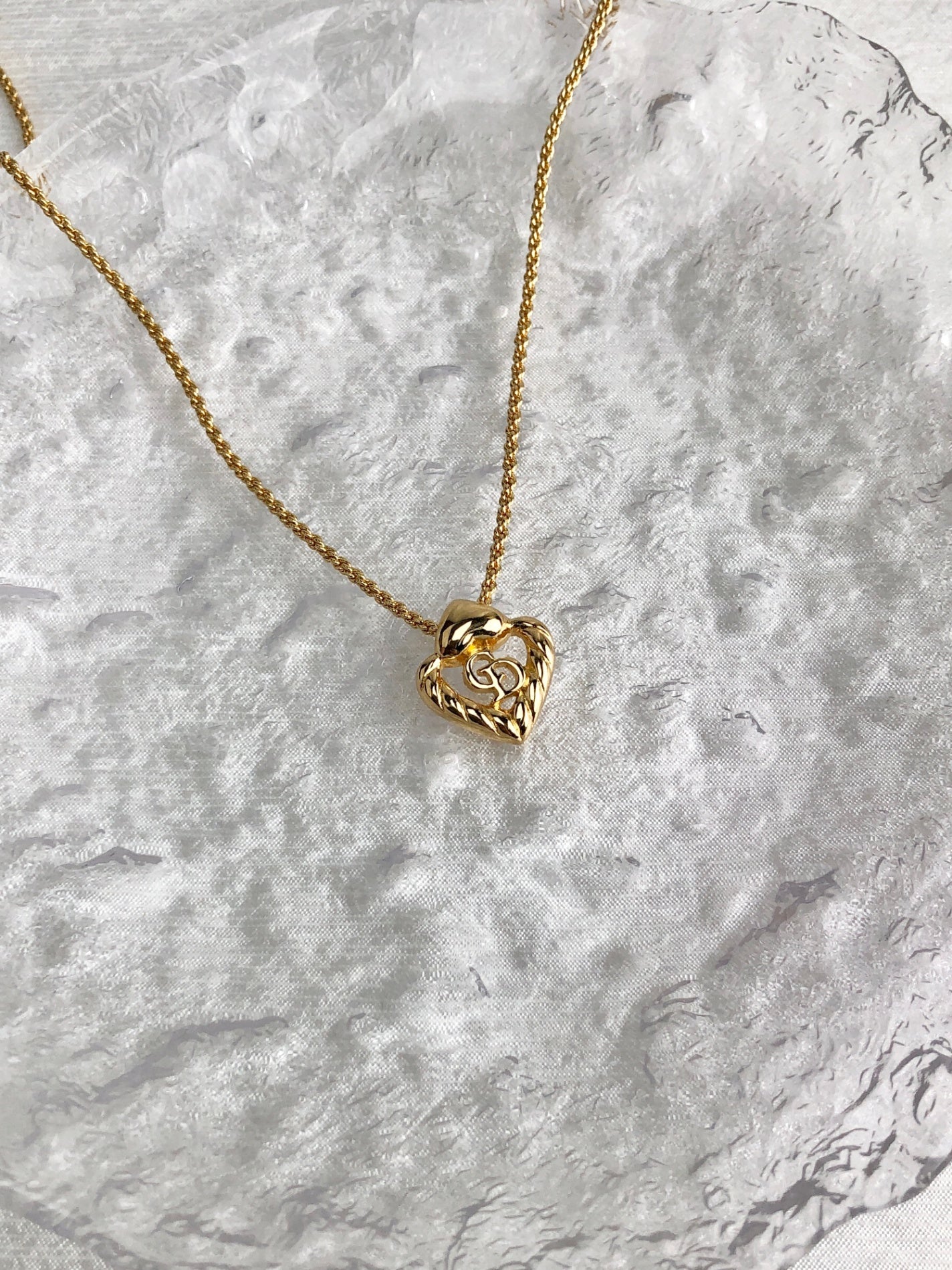 Christian Dior CD Logo Heart Motif Necklace Gold Vintage zck2u4