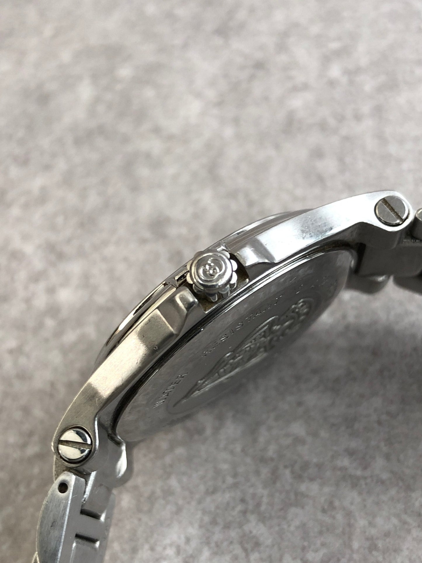 GUCCI Quartz Watch Silver 9040M Vintage vni76i