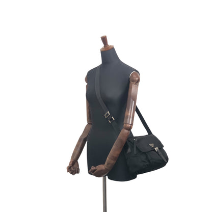 PRADA Triangle Logo Front Buckle Shoulder bag Black Vintage dre4i8
