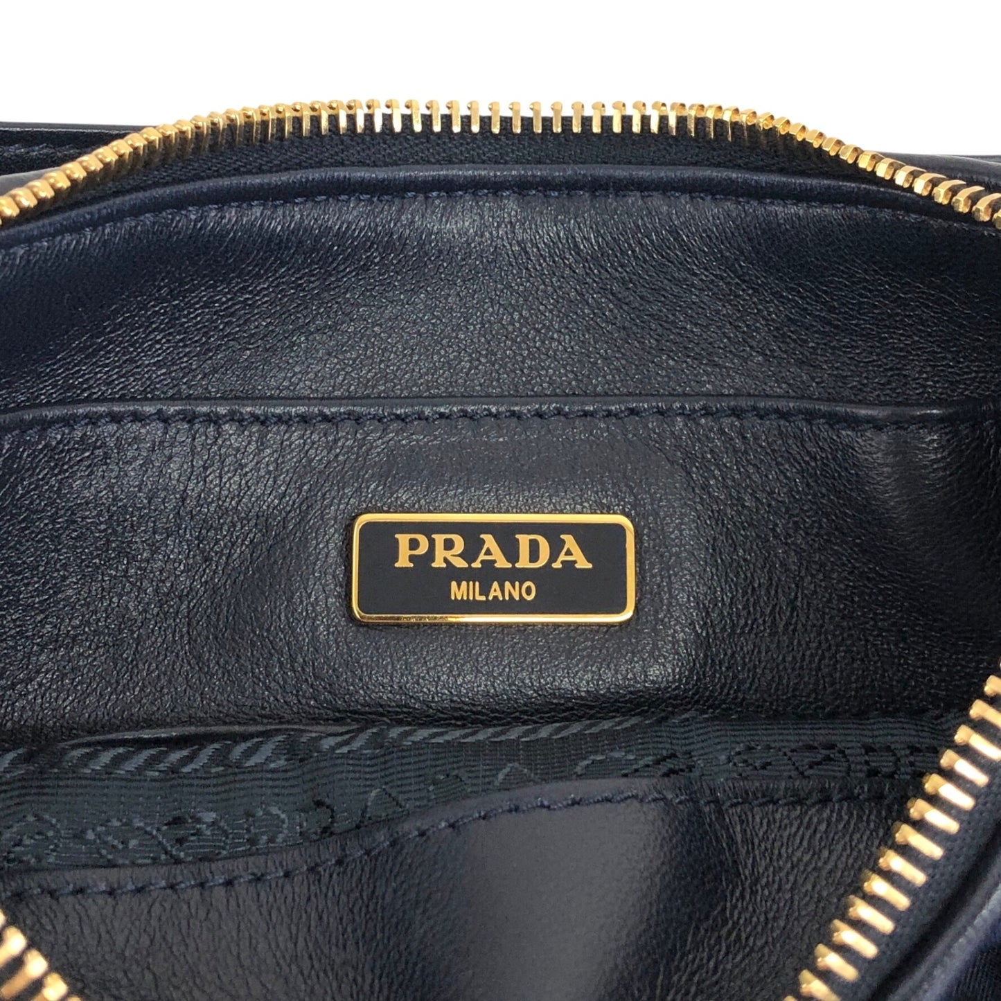 PRADA 三角形標誌小號手提包海軍藍復古 jnuhn7