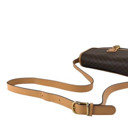 CELINE Macadam Horse Bit Shoulder bag Brown Vintage jdj37k