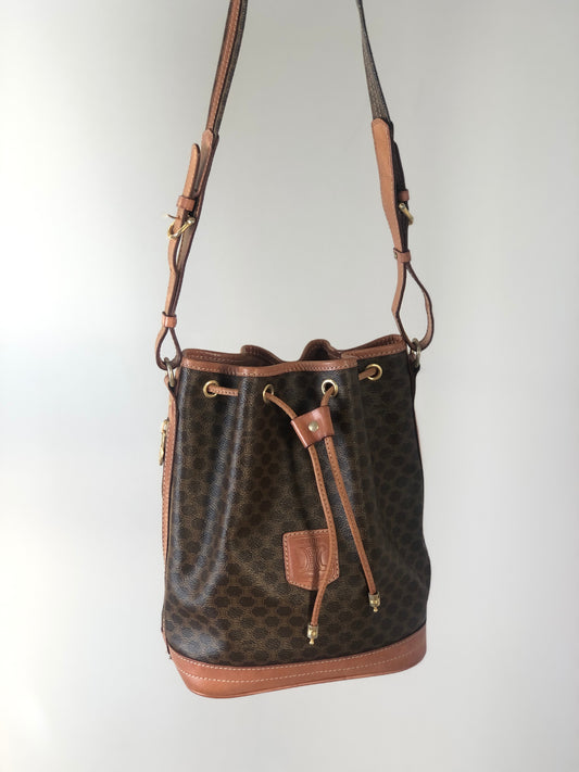 CELINE Macadam Blason Drawstring Shoulder bag Brown Vintage 7zaha3