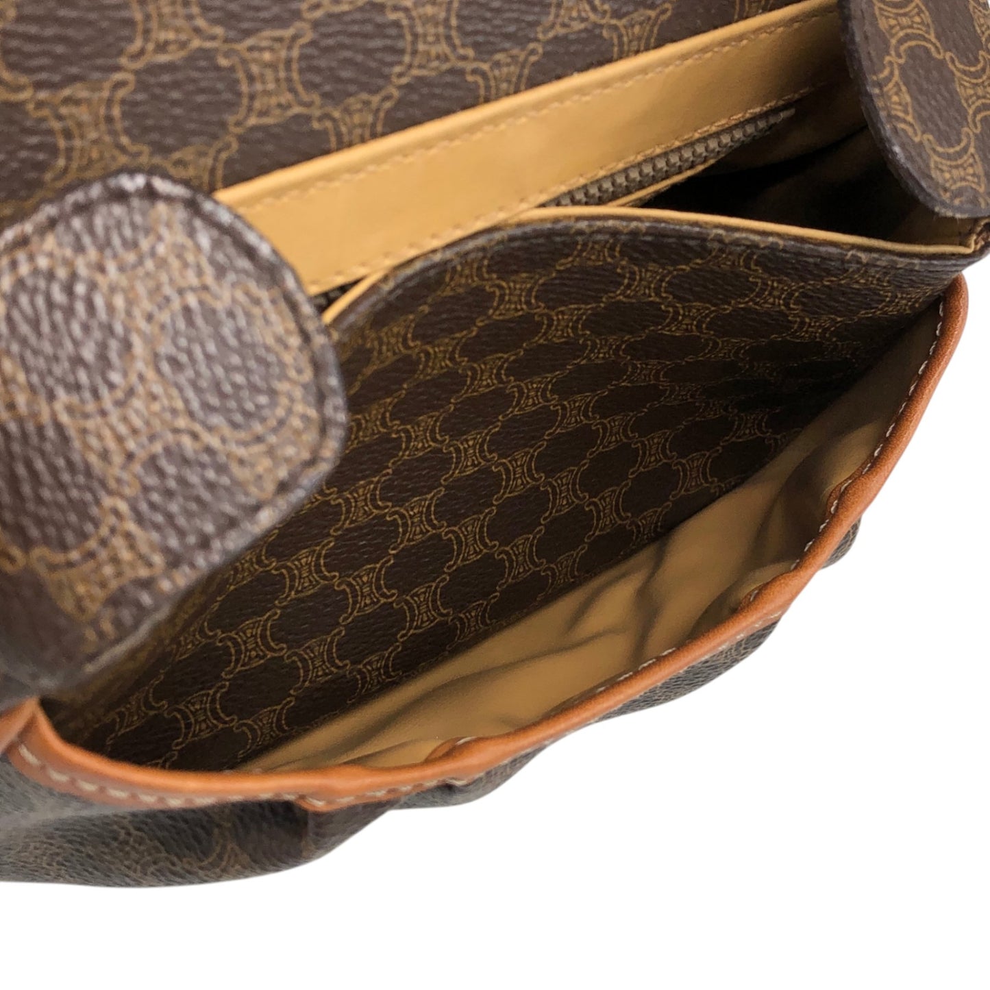 CELINE Macadam Blason Shoulder bag Brown Vintage 4bfs88