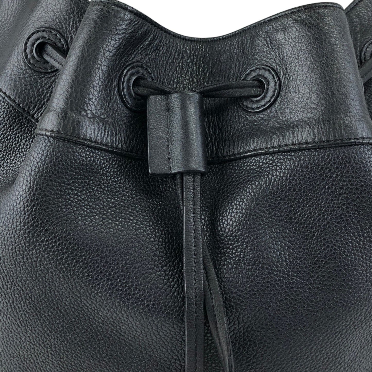 LOEWE Anagram Drawstring Shoulder bag Black Vintage kwnn6u