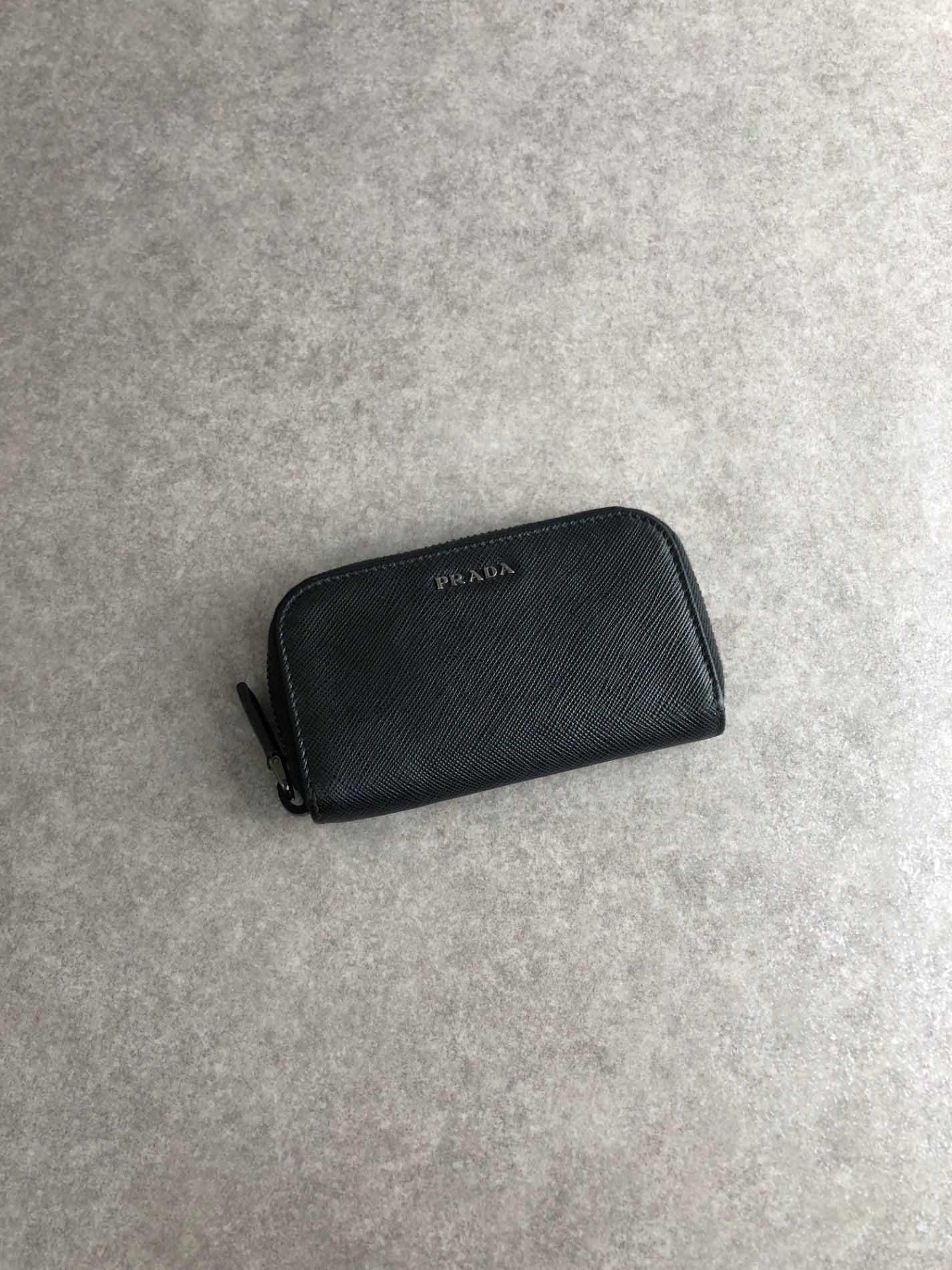 PRADA Logo Embossed Key Case Black Vintage f2x3fr