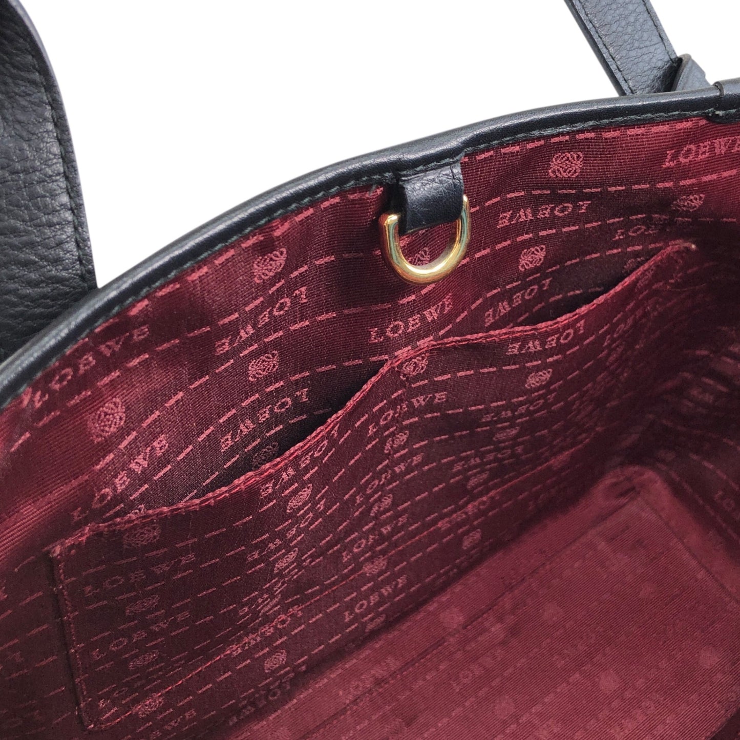 LOEWE Logo Embossed Totebag Black Vintage sfdiue