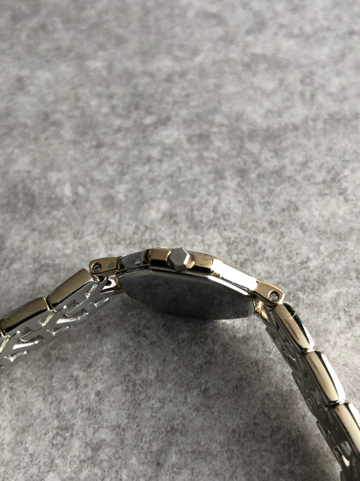 Yves Saint Laurent YSL Logo Octagon Quartz Watch Gold×Silver 2200-241762 Vintage fsc8bp