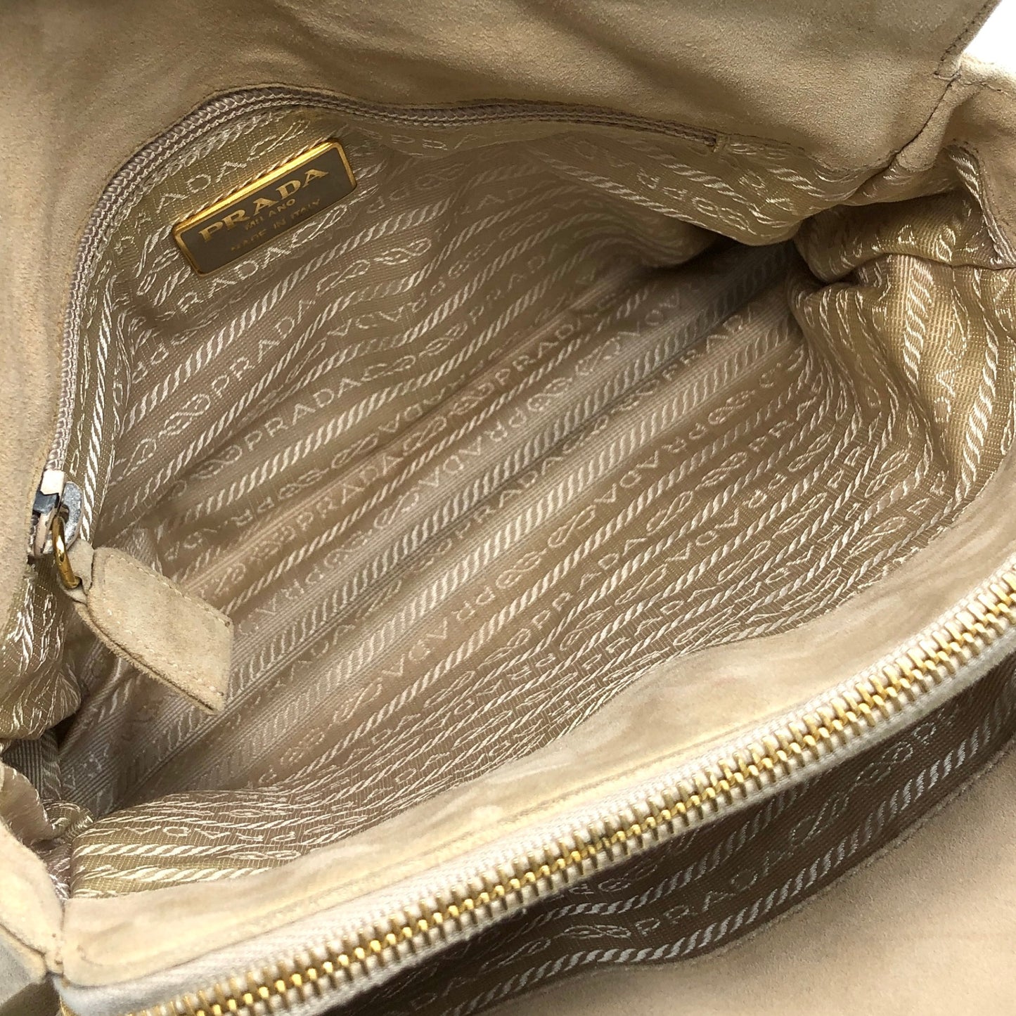 PRADA Triangle Logo Chain Shoulder bag Beige Vintage 4erk77