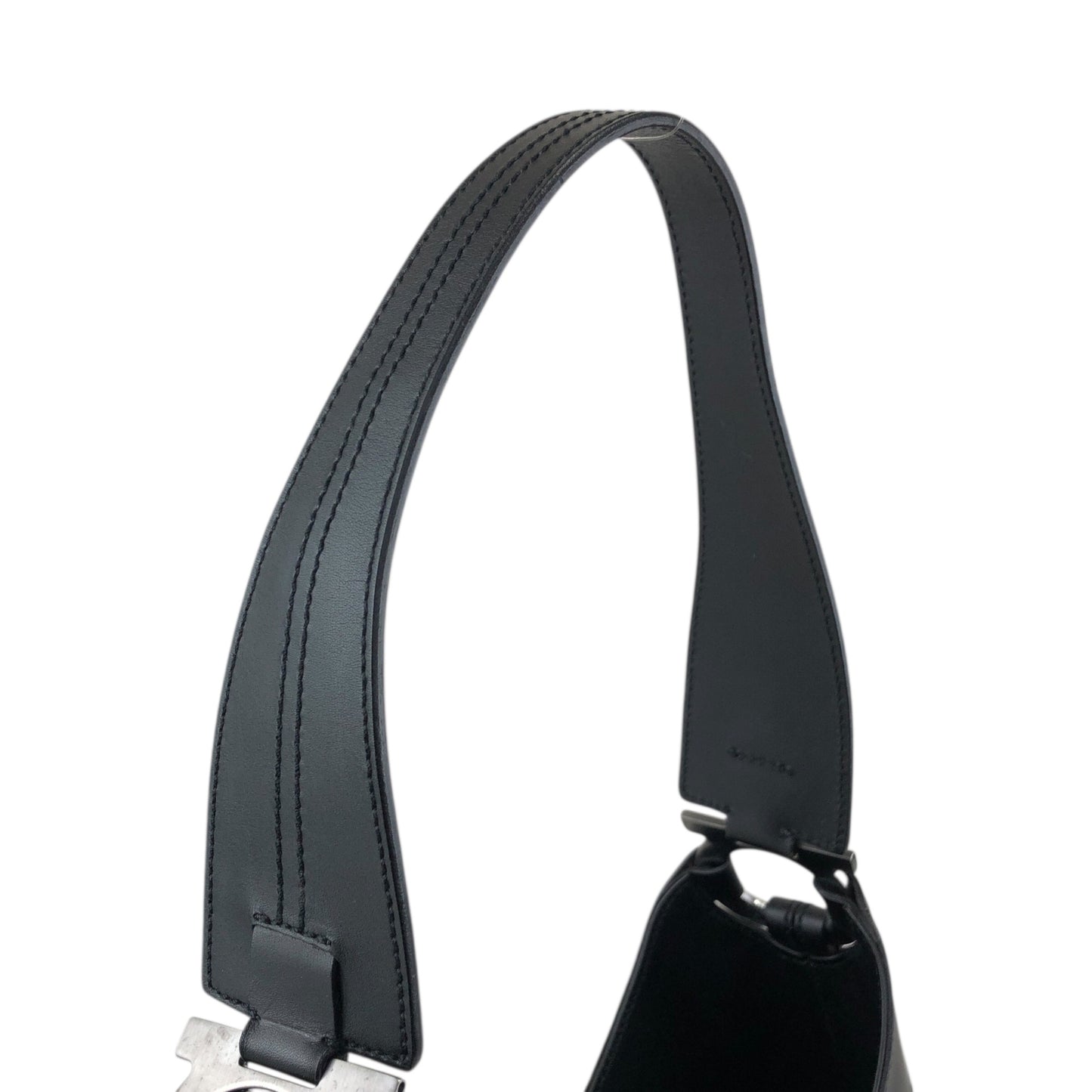 Salvatore Ferragamo Gancini Shoulder bag Black Vintage c3yye7