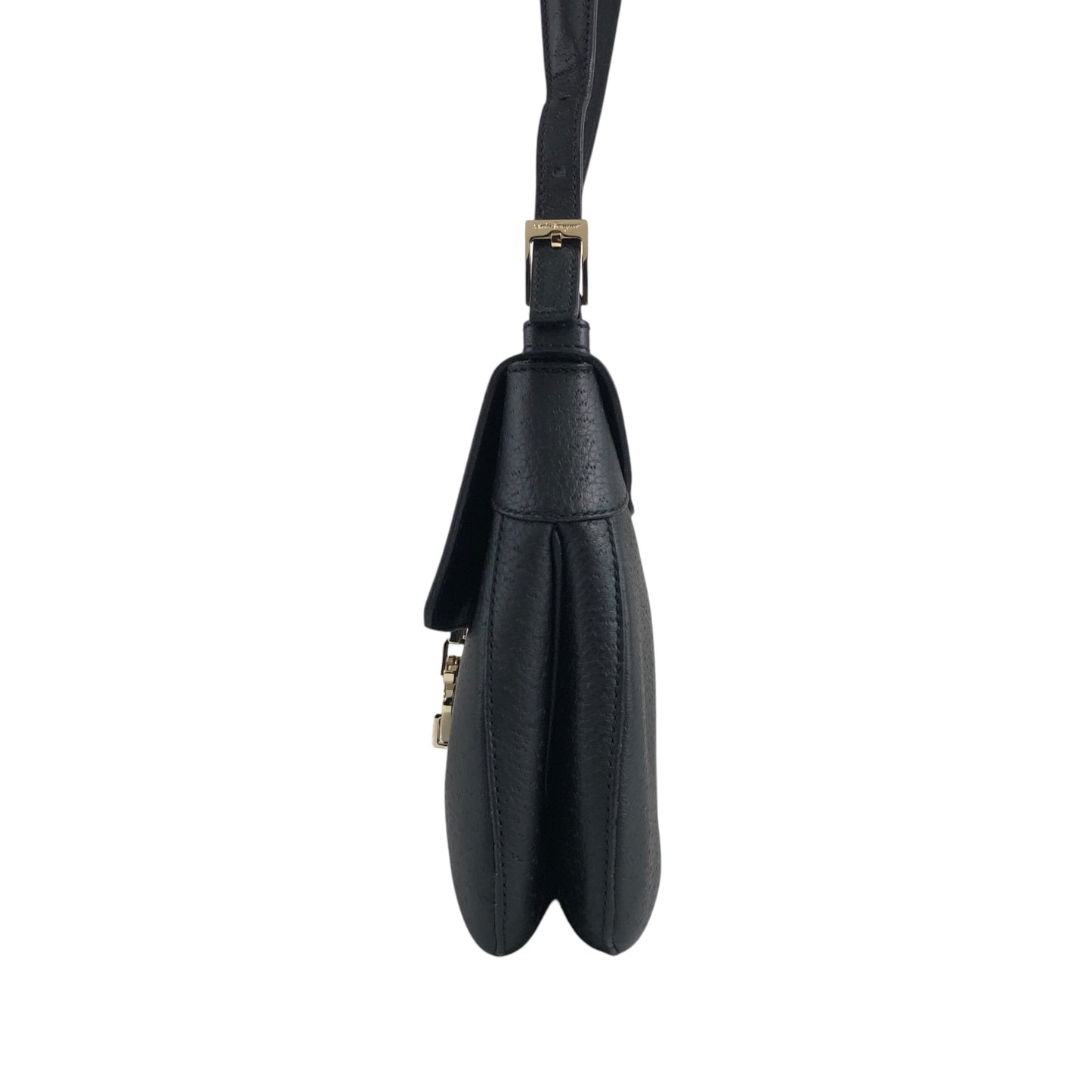 Salvatore Ferragamo Gancini Shoulder bag Black Vintage hrpw36