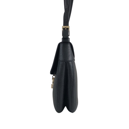 Salvatore Ferragamo Gancini Shoulder bag Black Vintage hrpw36