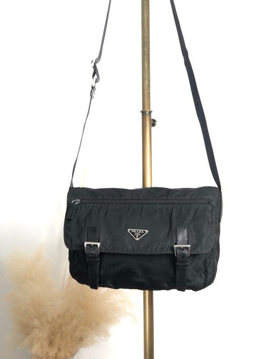 PRADA Tessuto Triangle Logo Shoulder bag Black Vintage xkated