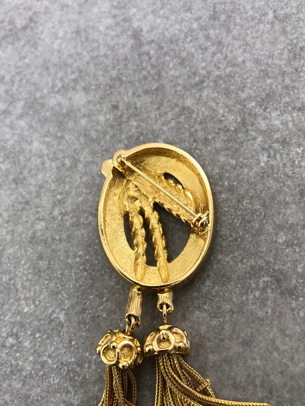 Christian Dior Tassel Brooch Gold Vintage z3v66b