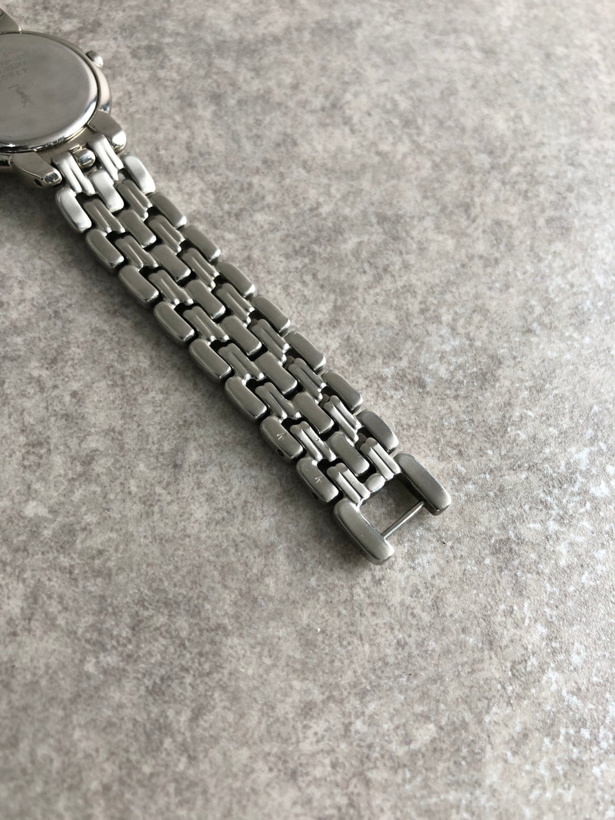 Yves Saint Laurent YSL Logo Quartz Watch Silver Vintage h6kph8