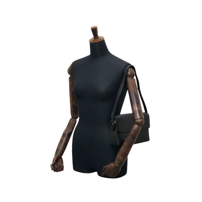 GUCCI Logo Shoulder bag Black Vintage 33amgr