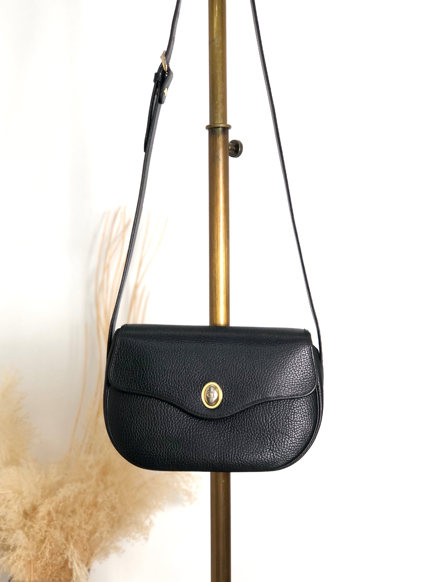 Shoulder bags – VintageShop solo