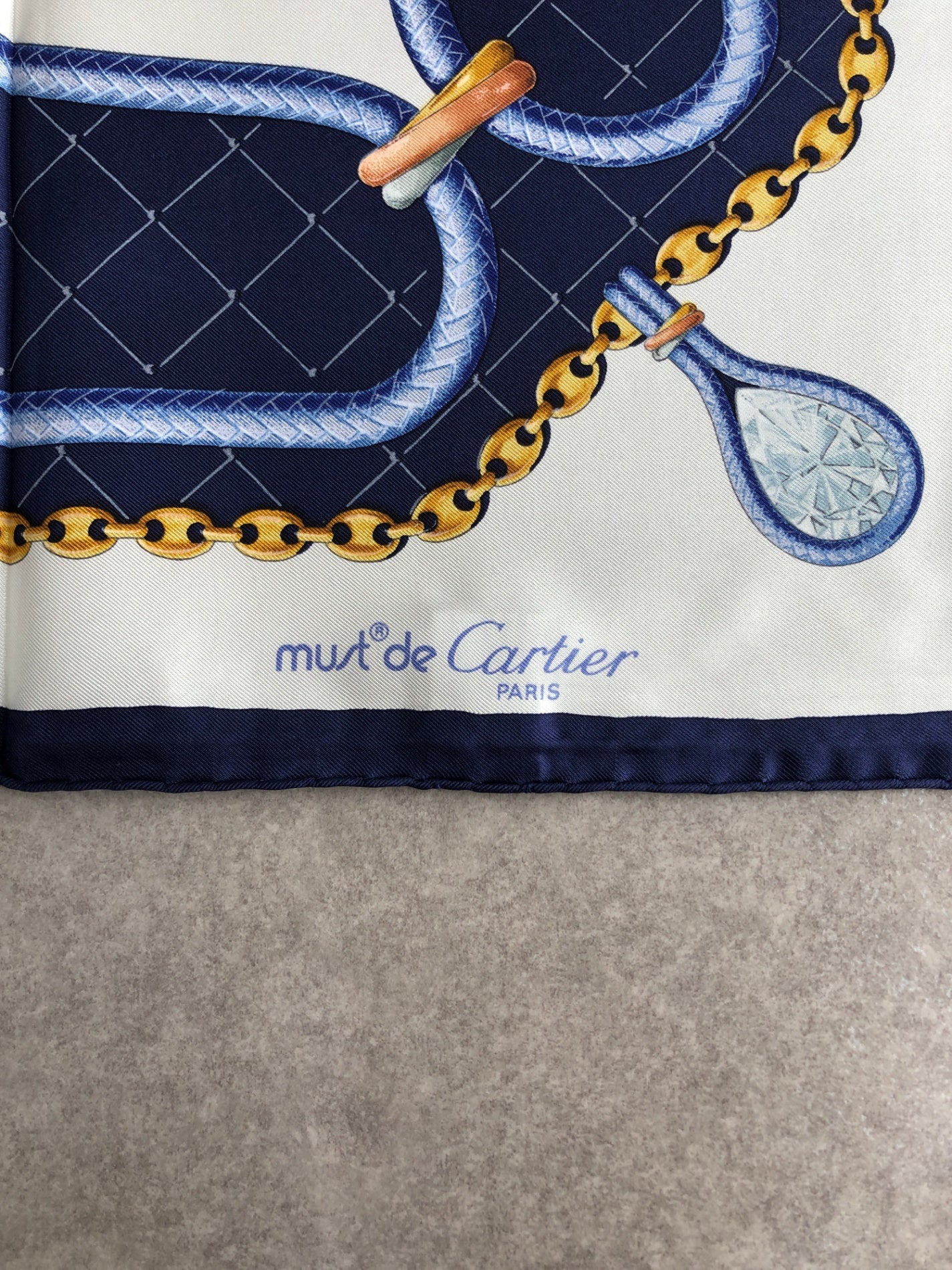 Cartier SILK Scarf Navy Vintage c4tyjs – VintageShop solo