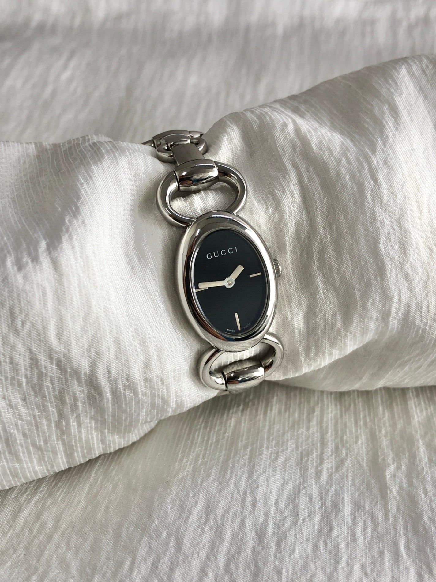 GUCCI Logo Quartz Watch Silver 118 Vintage szaysz