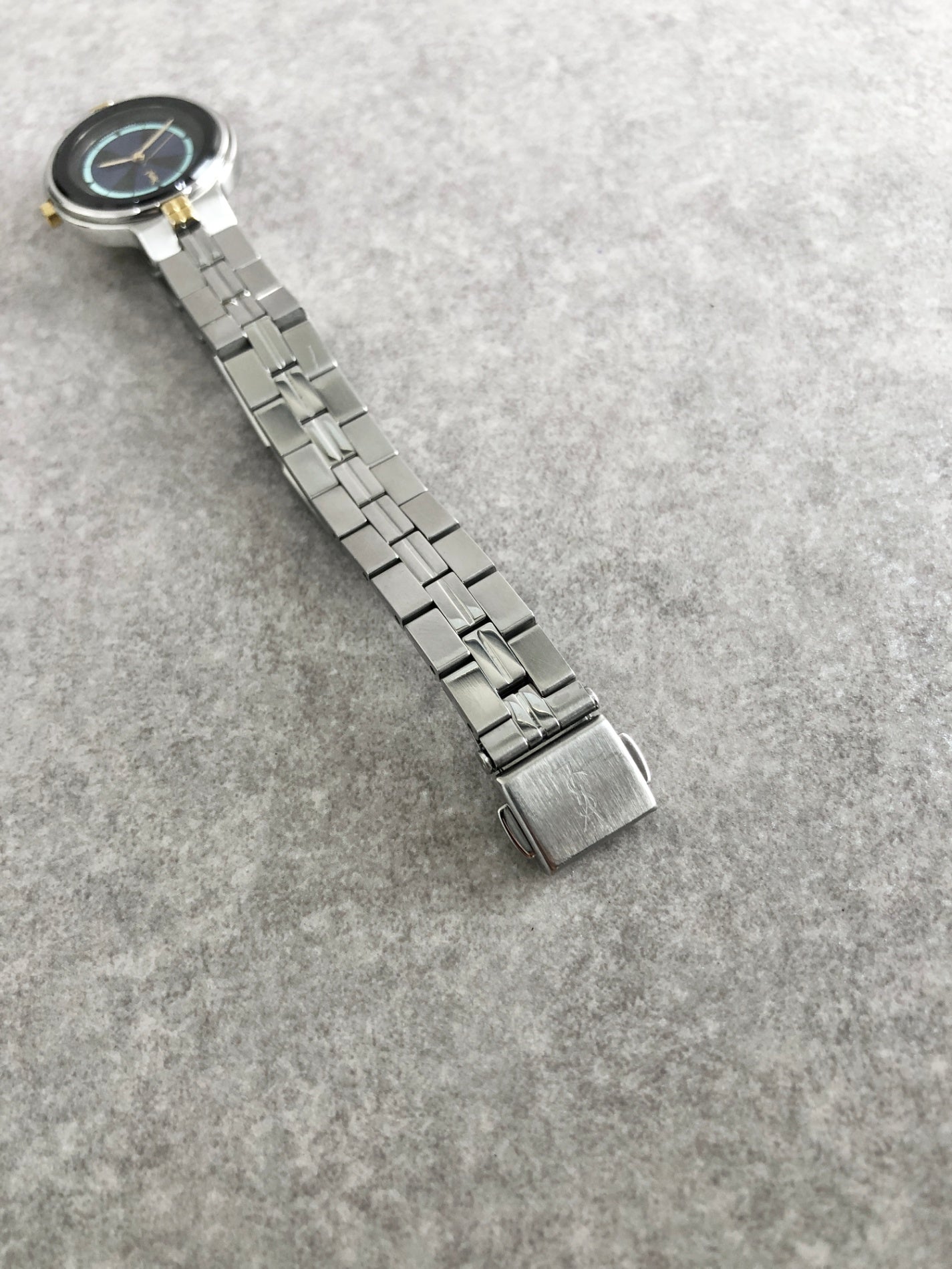 Yves Saint Laurent YSL Logo Quartz Watch Silver×Blue 5421-H13855 Vintage uchgez