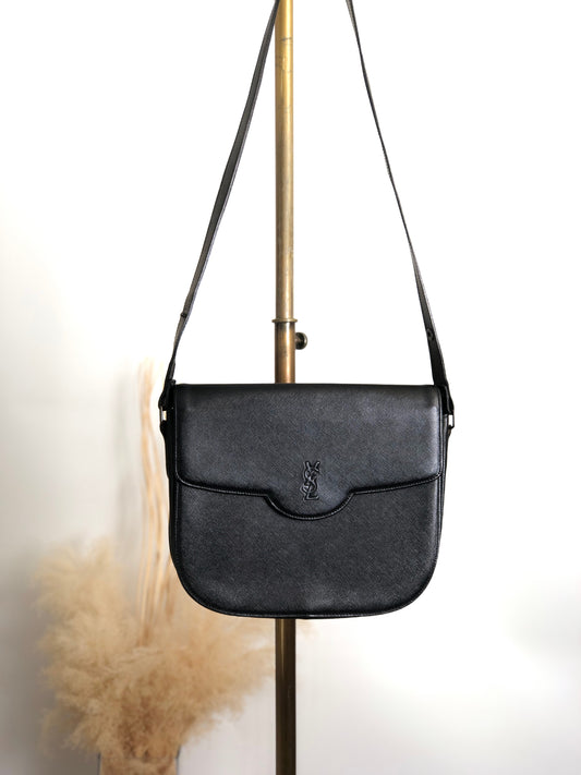 Yves Saint Laurent YSL Logo Shoulder bag Black Vintage kua56p