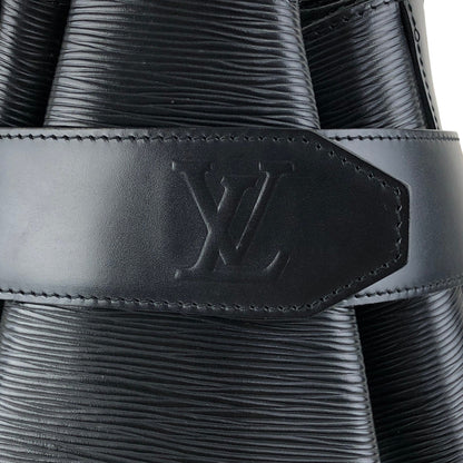 LOUIS VUITTON Epi Drawstring Shoulder bag Black Vintage 6ajzsh