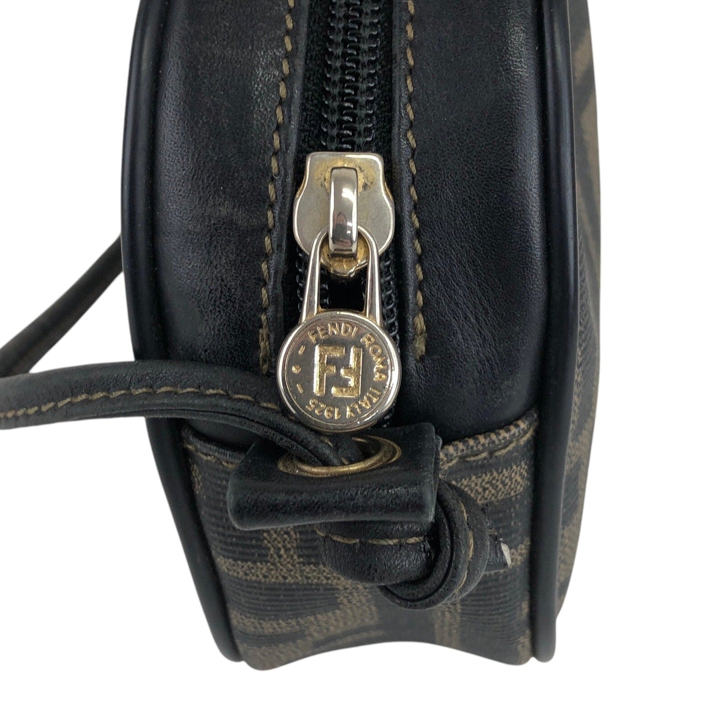 FENDI Zucca Logo Small Shoulder bag Brown Vintage 4wmehy