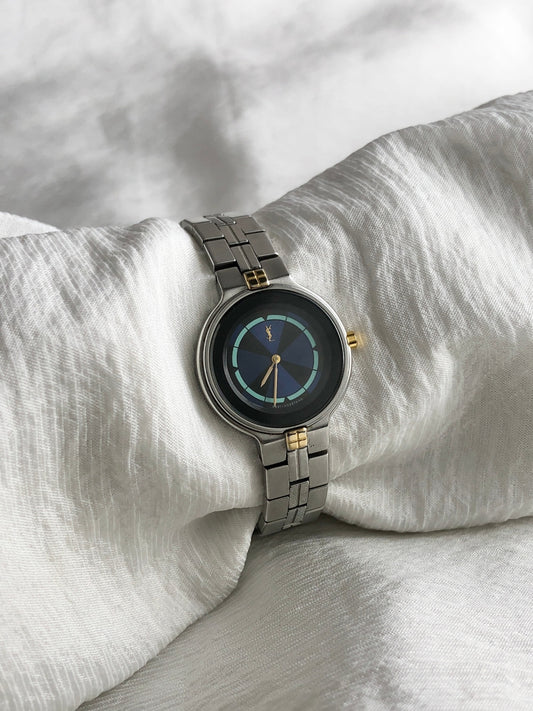 Yves Saint Laurent YSL Logo Watch Silver×Blue Vintage 3x8viy