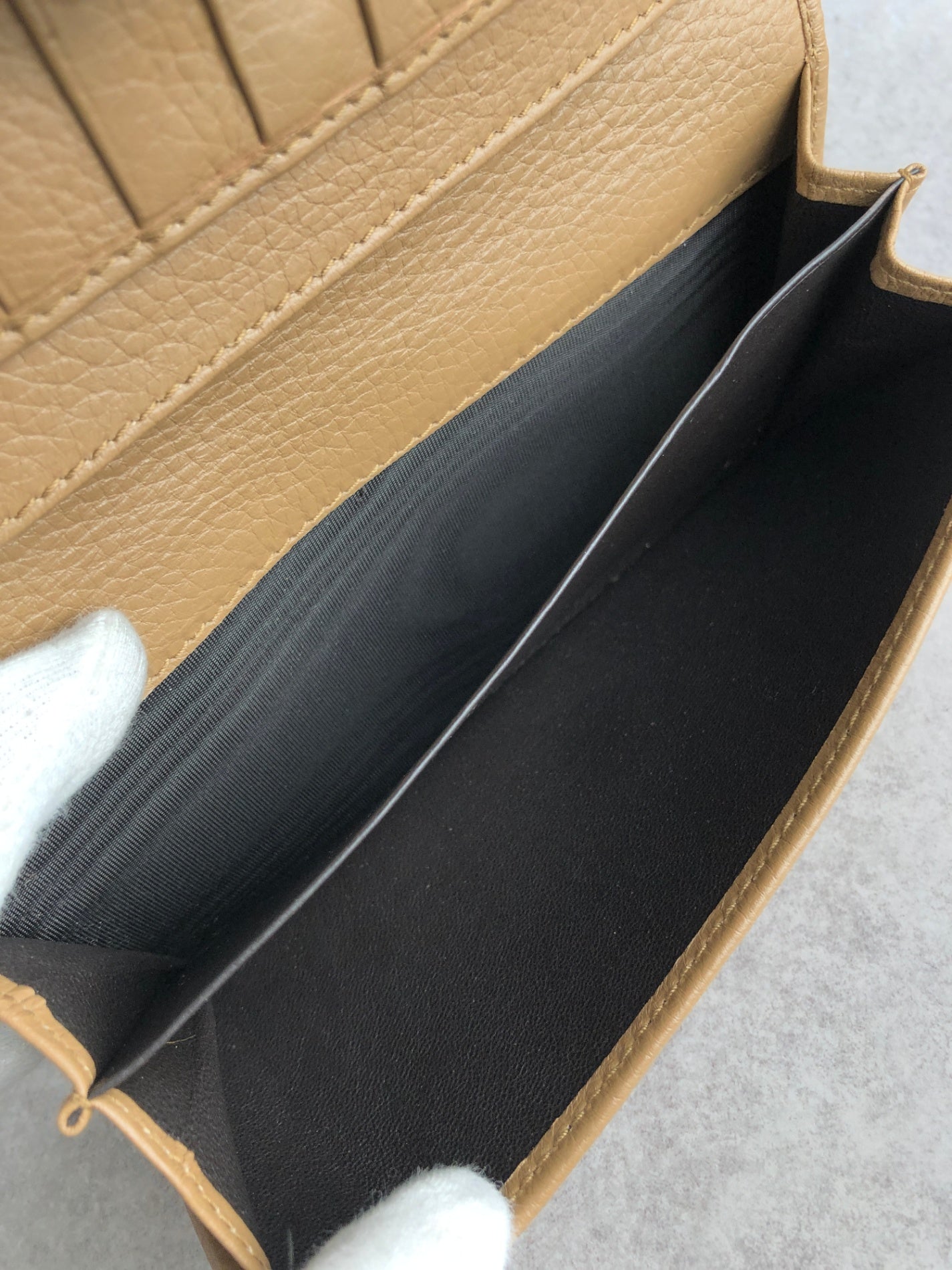 GUCCI Bamboo Long Wallet Beige Vintage kj6mc3