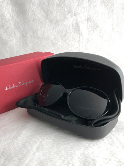 Salvatore Ferragamo Vala Sunglasses Black Vintage seipas