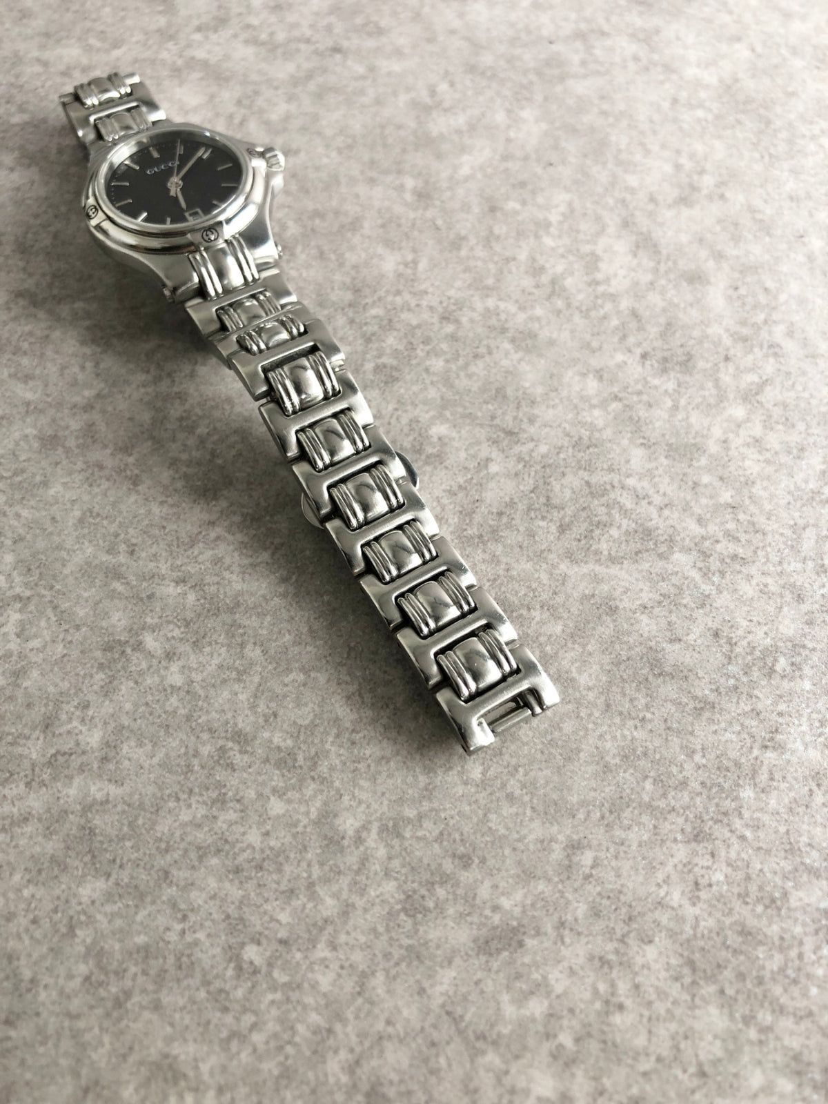 GUCCI Logo Quartz Watch Silver 9040L Vintage hmjs4w