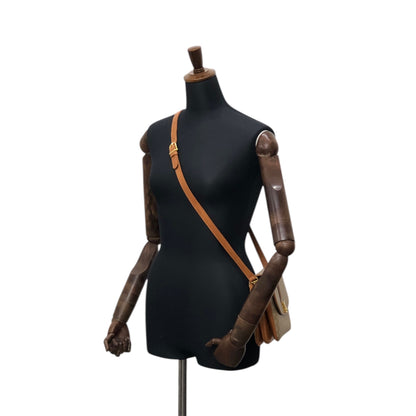 CELINE Macadam Front Buckle Shoulder bag Beige Vintage ezjmir