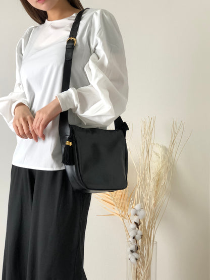 Christian Dior CD 標誌流蘇皮革斜背包肩背包黑色復古 i8x43s 