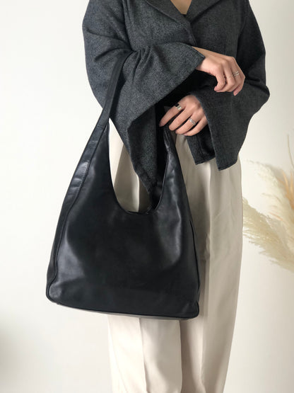PRADA Logo Motif Embossed Leather Shoulder bag Hobobag Black Vintage b8kas6