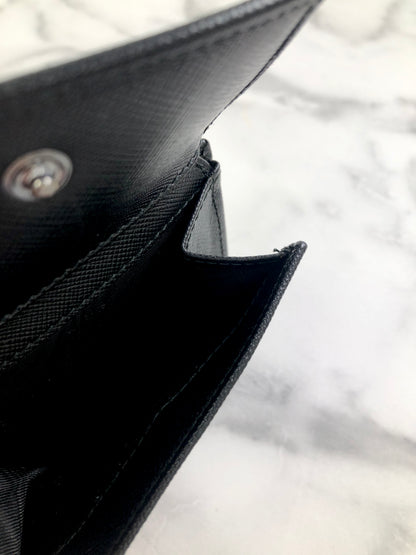 PRADA Triangle Logo  Saffiano Leather  Black Vintage yh2cer