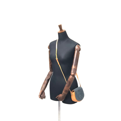 CELINE C macadam Round  Suede Leather Small Crossbody Shoulder bag Minibag Navy Vintage ugm55g