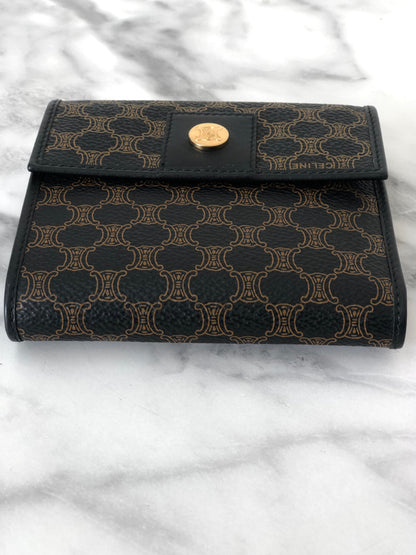 CELINE Macadam Leather Trifold Wallet Black Vintage 8jsi32