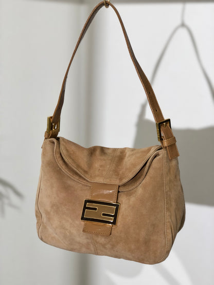 FENDI Mamma Baguette Suede Leather Shoulder bag Hobobag Beige Vintage 5k8avr