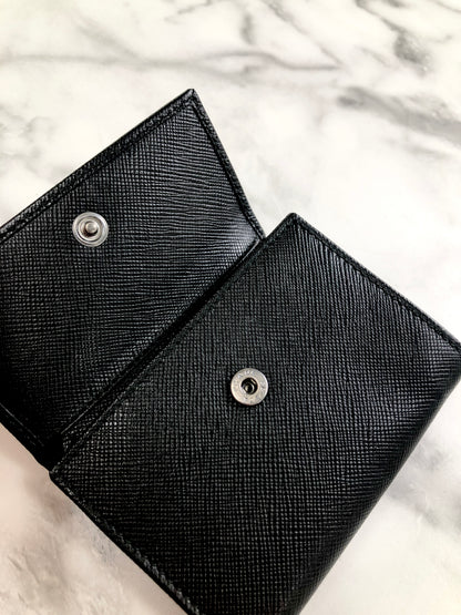 PRADA Triangle Logo  Saffiano Leather  Black Vintage yh2cer