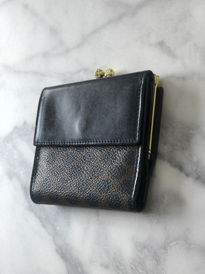 CELINE Macadam  PVC Leather Folded Wallet Black Vintage 5m3ywv